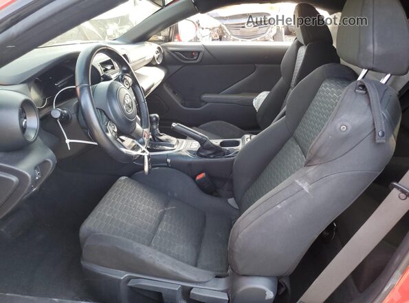JF1ZNBC10P8752341 2023 TOYOTA GR Красный Вид салона спереди
