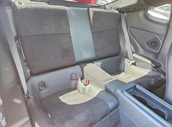JF1ZNBE11N9755446 2022 TOYOTA GR Красный Вид задних сидений