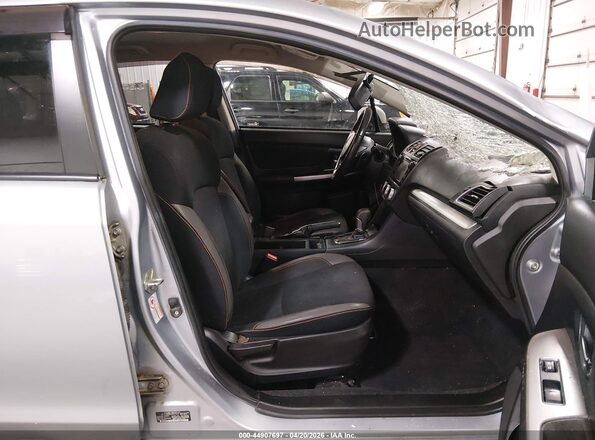 JF2GPBBCXGH275532 2016 SUBARU CROSSTREK HYBRID Silver Front interior view