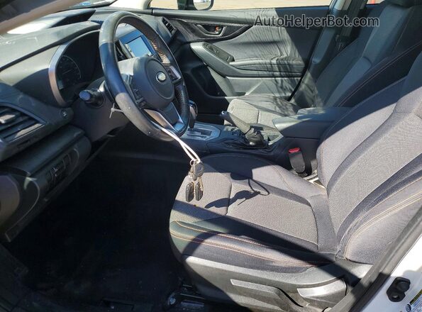 JF2GTABCXJH219829 2018 SUBARU CROSSTREK White Vista interior delantera