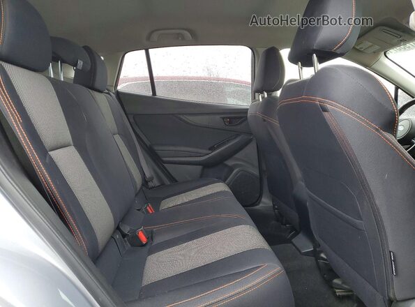 JF2GTAEC7KH315902 2019 SUBARU CROSSTREK Silver 
