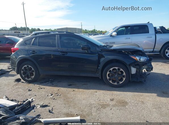 JF2GTAPC0M8246700 2021 SUBARU CROSSTREK Black Սալոնի հետևի տեսք