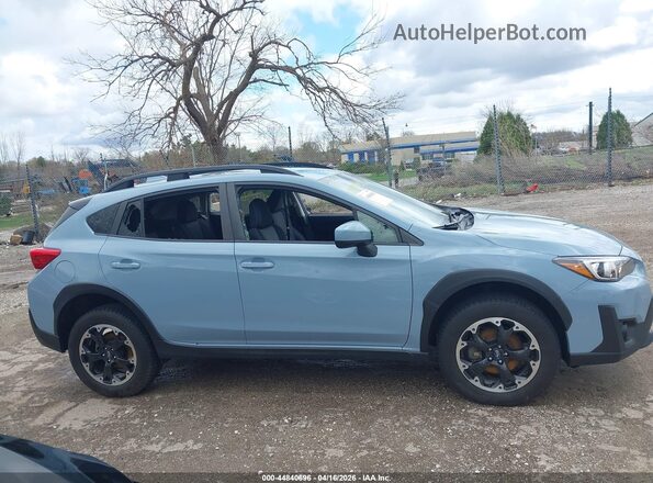 JF2GTAPC8NH228687 2022 SUBARU CROSSTREK Blue Вид задньої частини салону