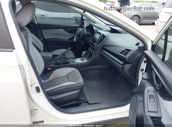 JF2GTAPCXM8373017 2021 SUBARU CROSSTREK White წინა სალონის ხედი