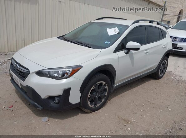 JF2GTAPCXM8373017 2021 SUBARU CROSSTREK White წინა მარცხენა ხედი სამი მეოთხედიდან