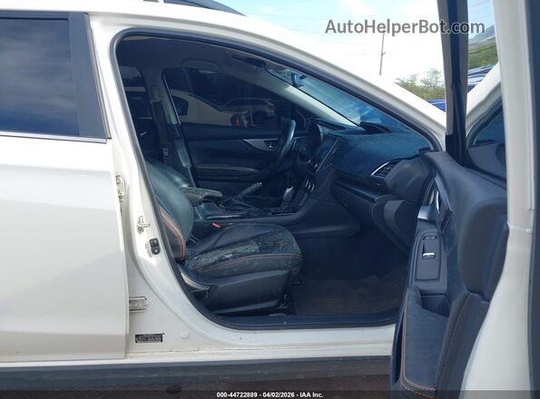 JF2GTHMC2M8228504 2021 SUBARU CROSSTREK White Սալոնի դիմացի տեսք