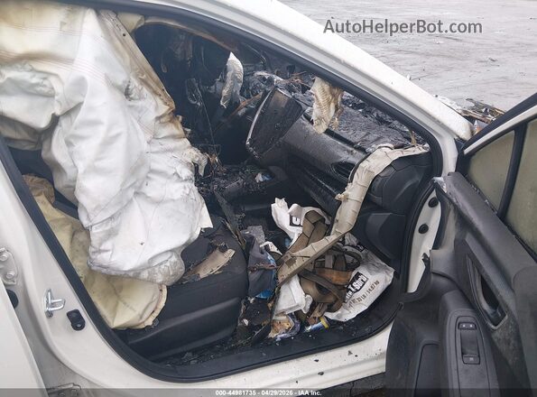 JF2GUHDC4S8328646 2025 SUBARU CROSSTREK Белый Вид салона спереди