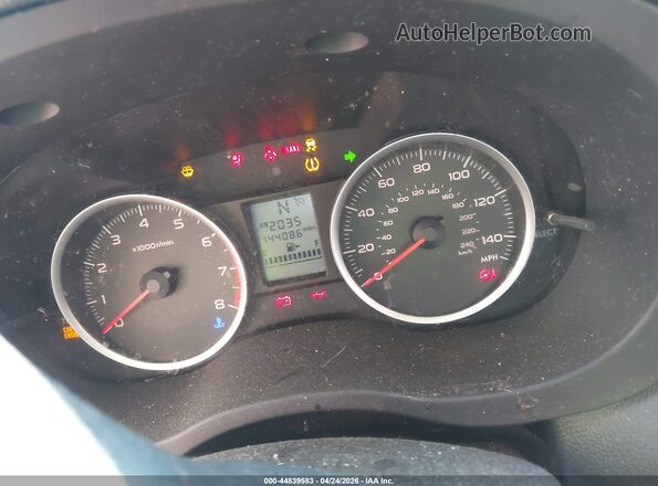 JF2SJABC1HH534156 2017 SUBARU FORESTER 2.5 Silver Հետևի նստատեղերի տեսք