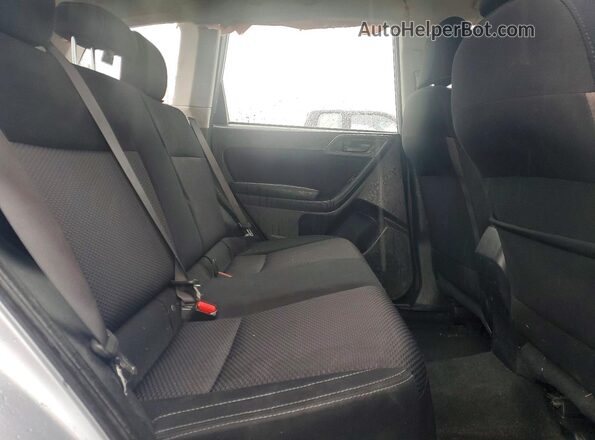 JF2SJABC5HH443827 2017 SUBARU FORESTER 2.5 Silver Вид задньої частини салону