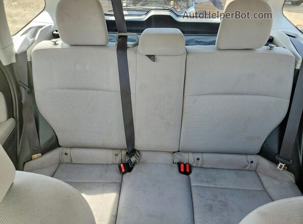 JF2SJABC6HH552295 2017 SUBARU FORESTER 2.5 White Rear seats view