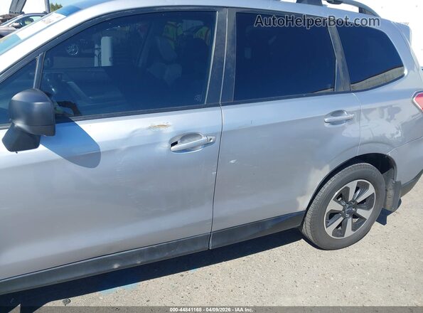 JF2SJAECXHH456732 2017 SUBARU FORESTER 2.5 Silver წინა ხედი