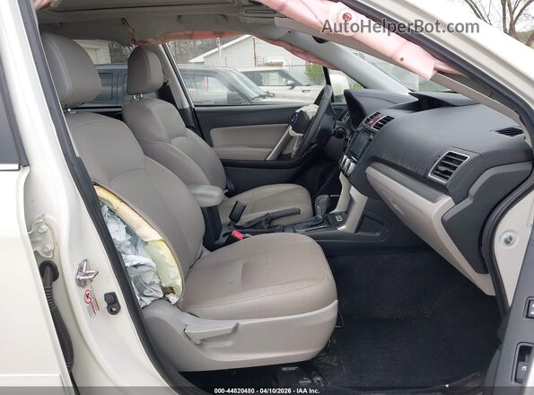 JF2SJAXC4GH525569 2016 SUBARU FORESTER 2.5I TO White Vista interior delantera