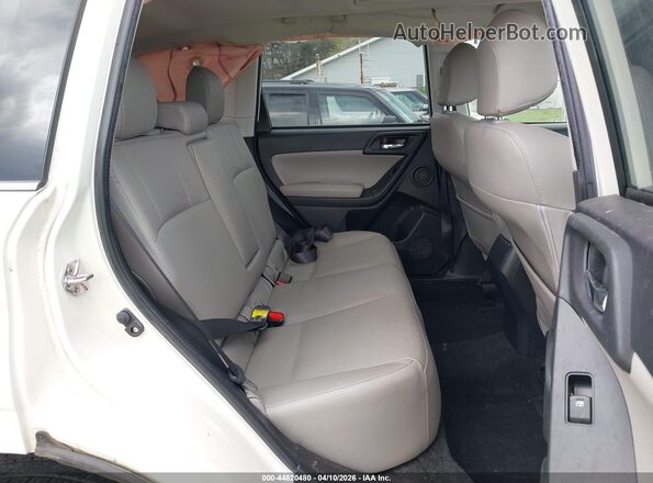 JF2SJAXC4GH525569 2016 SUBARU FORESTER 2.5I TO White Vista de la etiqueta del VIN