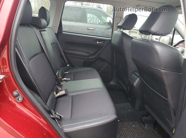 JF2SJGEC7JH477790 2018 SUBARU FORESTER2. Red Rear seats view