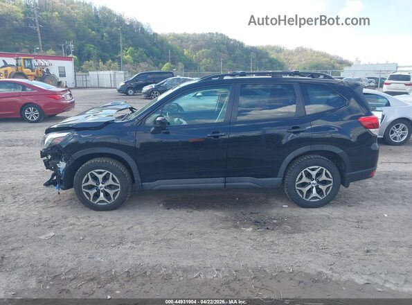 JF2SKADC2PH451487 2023 SUBARU FORESTER Black 