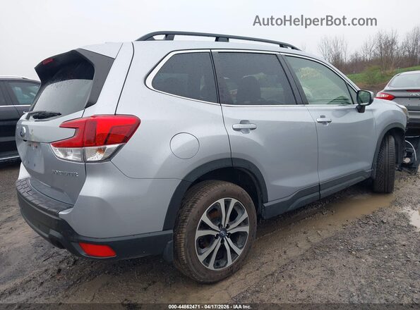 JF2SKAPC0PH493667 2023 SUBARU FORESTER Silver Trasero derecho