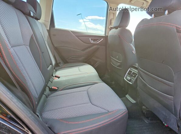 JF2SKARC2MH472991 2021 SUBARU FORESTER Black Rear interior view
