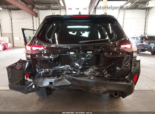 JF2SLDRC2SH547555 2025 SUBARU FORESTER Black 