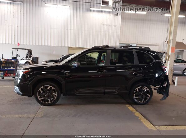 JF2SLDRC2SH547555 2025 SUBARU FORESTER Black 