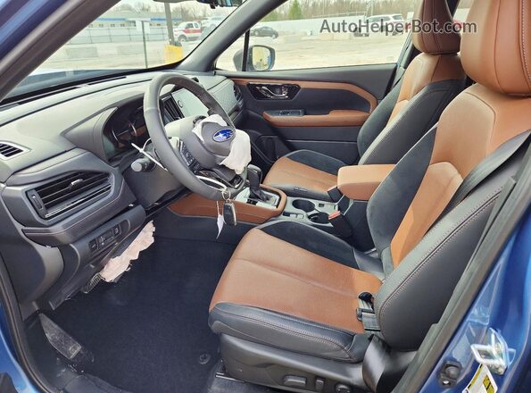 JF2SLDTC5SH546277 2025 SUBARU FORESTER Blue Widok wnętrza z przodu