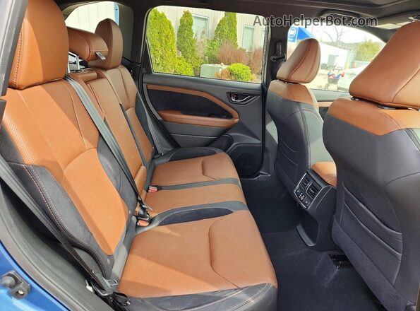 JF2SLDTC5SH546277 2025 SUBARU FORESTER Blue Widok wnętrza z tyłu