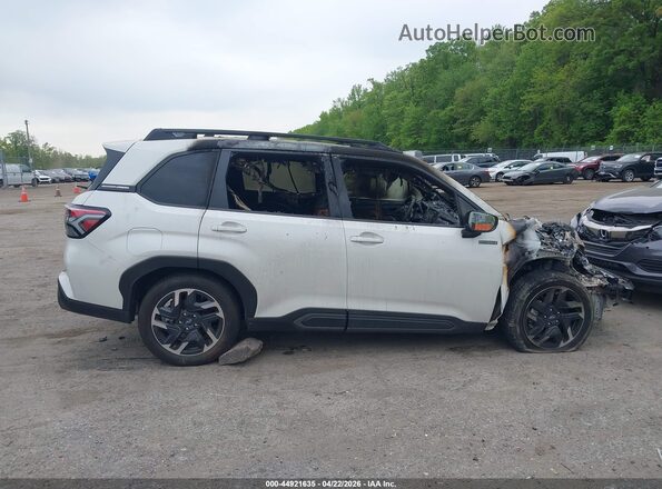JF2SLSRD2SH450143 2025 SUBARU FORESTER White 