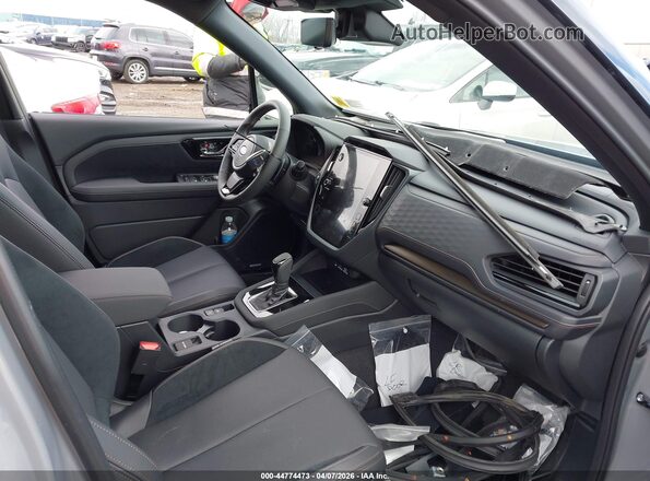 JF2SLSTDXSH450657 2025 SUBARU FORESTER Серый Вид салона спереди