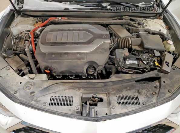 JH4KC2F90JC000676 2018 ACURA RLX White უკანა სალონის ხედი