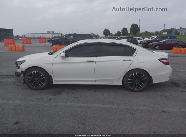 JHMCR6F7XHC014748 2017 HONDA ACCORD White 360 interior view
