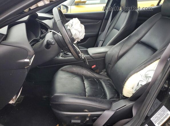 JM1BPAMM3K1118600 2019 MAZDA 3 Черный 