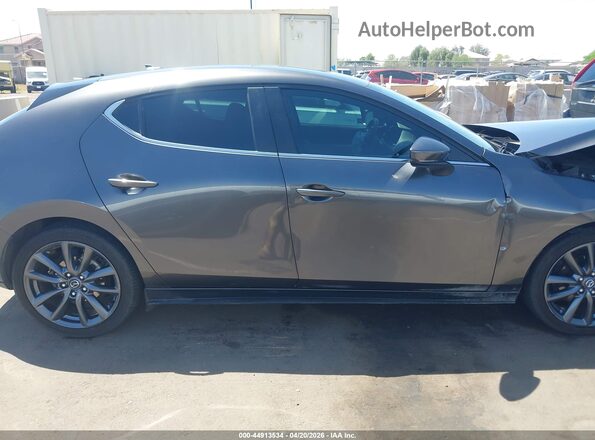JM1BPAMM5K1131672 2019 MAZDA 3 Black Vista interior trasera
