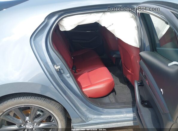 JM1BPBLL4T1850105 2026 MAZDA 3 Gray Widok naklejki z numerem VIN