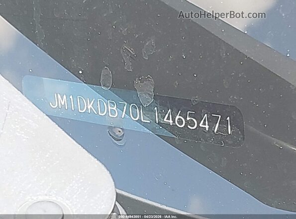 JM1DKDB70L1465471 2020 MAZDA CX-3 White Շարժիչի բաժամունքի տեսք