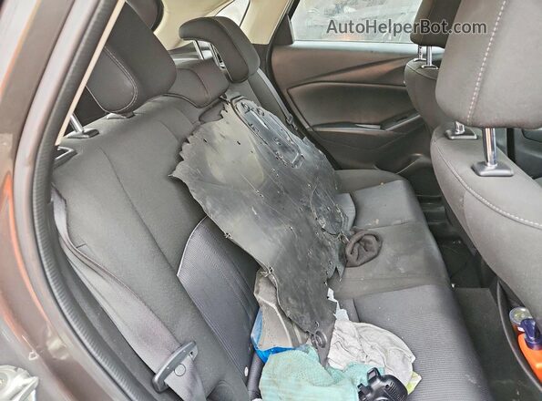 JM1DKDB76M1504355 2021 MAZDA CX-3 Gray უკანა სავარძლების ხედი