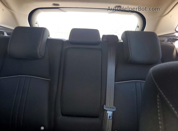 JM1DKDB76M1510883 2021 MAZDA CX-3 White Հետևի նստատեղերի տեսք