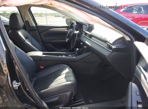 JM1GL1VM4L1514634 2020 MAZDA 6 Black Front interior view