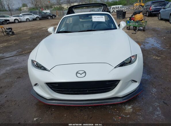 JM1NDAM70P0560649 2023 MAZDA MX-5 MIATA RF Белый Вид задней части салона