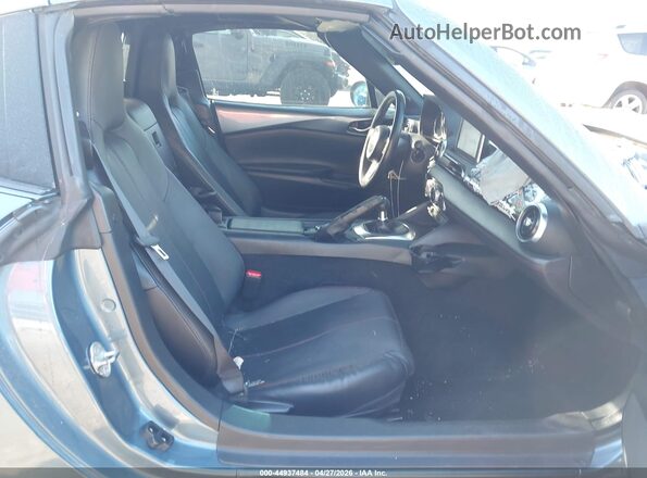 JM1NDAM75H0108262 2017 MAZDA MX-5 MIATA RF Blue Front interior view