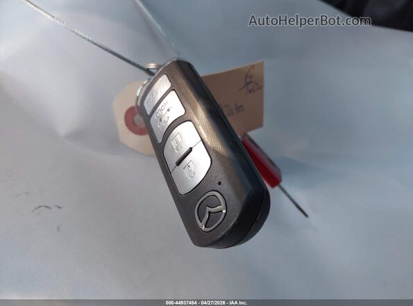 JM1NDAM75H0108262 2017 MAZDA MX-5 MIATA RF Blue Dashboard view