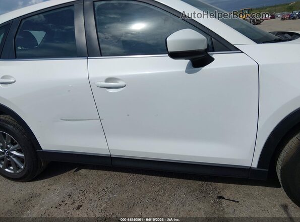 JM3KFBAM4N1572833 2022 MAZDA CX-5 White Вид задньої частини салону