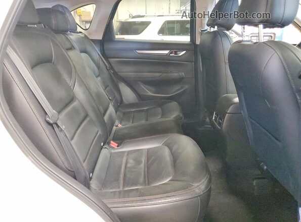 JM3KFBCM8N1548631 2022 MAZDA CX-5 White Vista interior trasera