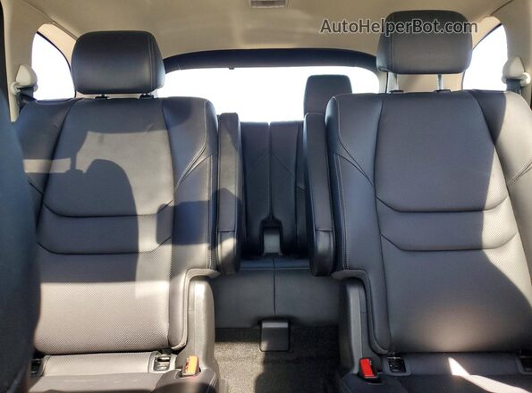 JM3TCBCY7P0651600 2023 MAZDA CX-9 White Vista de los asientos traseros