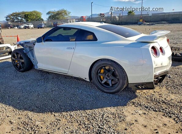 JN1AR5EF1HM820583 2017 NISSAN GT-R White უკანა მარცხენა