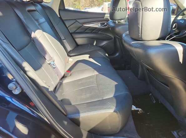 JN1BY1AP0HM740531 2017 INFINITI Q70 Blue უკანა სავარძლების ხედი