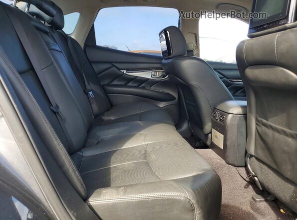 JN1BY1AP2JM180212 2018 INFINITI Q70 Gray Rear seats view