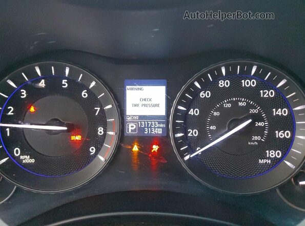 JN1BY1AP9HM740768 2017 INFINITI Q70 Black Սարքավորումների վահանակի տեսք