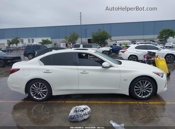 JN1CV7AP7JM240193 2018 INFINITI Q50 White უკანა სალონის ხედი