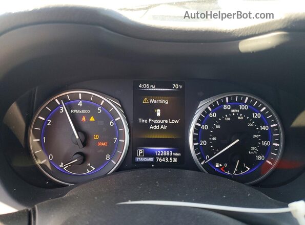 JN1CV7EKXJM200074 2018 INFINITI Q60 Charcoal Instrument cluster view