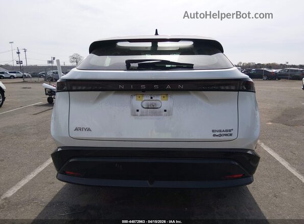 JN1DF0BB1RM737750 2024 NISSAN OTHER White 