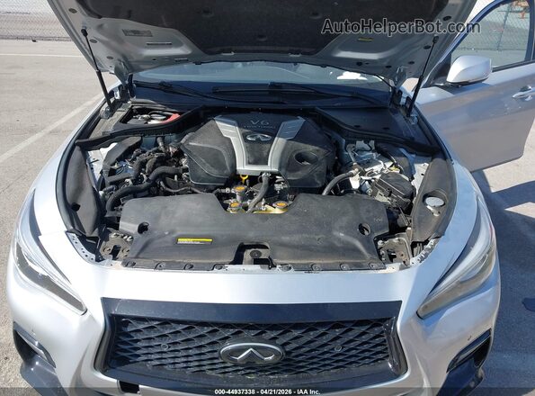 JN1EV7AP4JM358405 2018 INFINITI Q50 Серебряный Вид сзади